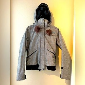 Women billabong all weather jacket or snow boarding jacket.  Never been used